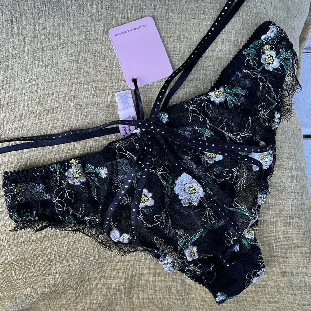 NWT agent provocateur Athena embroidered Swarovski crystal lace brief 4 - Picture 7 of 15